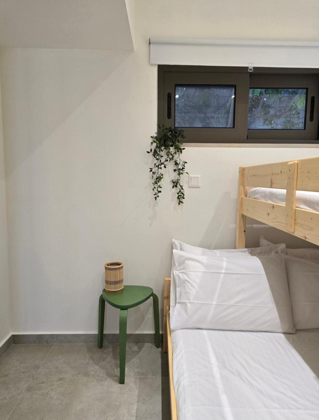 Wind Apartment In Agia Roumeli Exterior photo